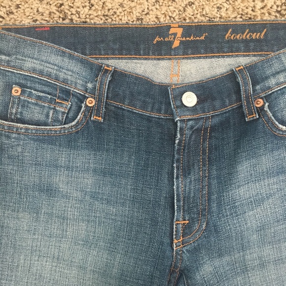 7 FOR ALL MANKIND Bootcut Jeans 31, Medium Wash - Picture 3 of 7